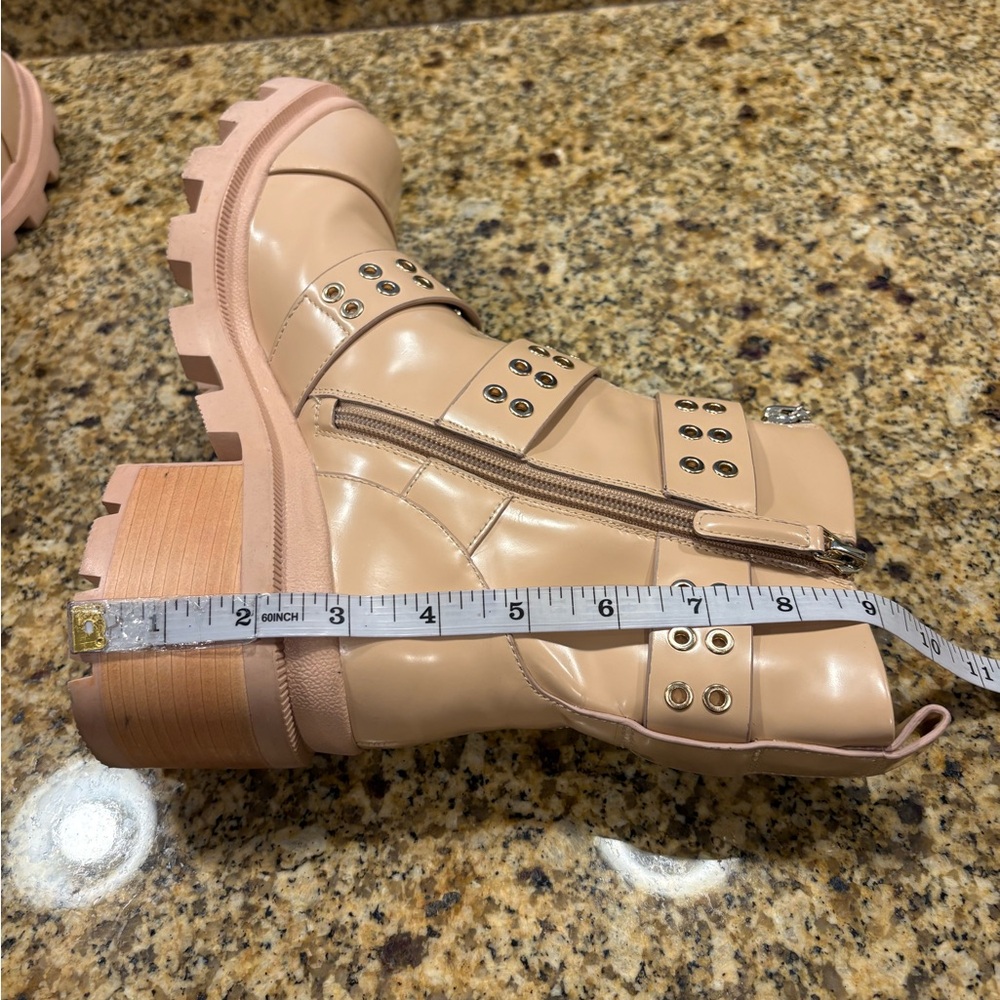 Alice + Olivia Combat Moto Boots Hali Lug Heel Beige Almond Gold 40 US 10 - Picture 8 of 11